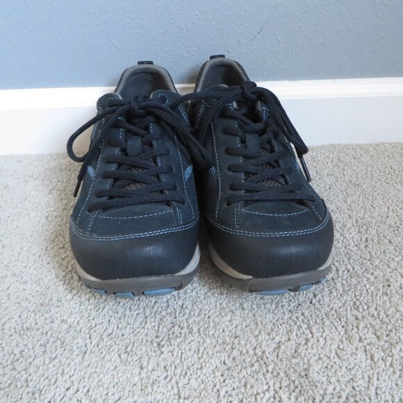 Dansko Womens Paisley Sneakers Size 39W/9/8.5 Blue/Navy Suede Waterproof Lace-Up - Picture 3 of 10